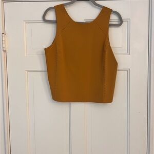 Athleta yellow ish top size medium.